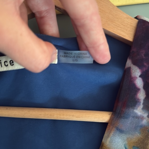 Alice + Olivia Bray Wrap Blouse Floral Crop Blue Multicolor - Picture 5 of 6